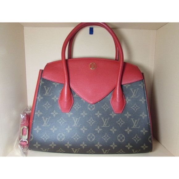 Louis Vuitton Florine Monogram Shoulder Bag - Picture 1 of 15
